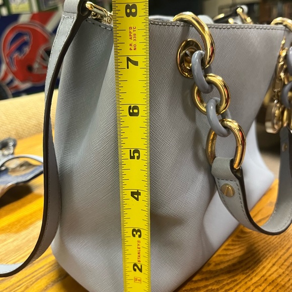 Michael Kors blue purse - Picture 3 of 7